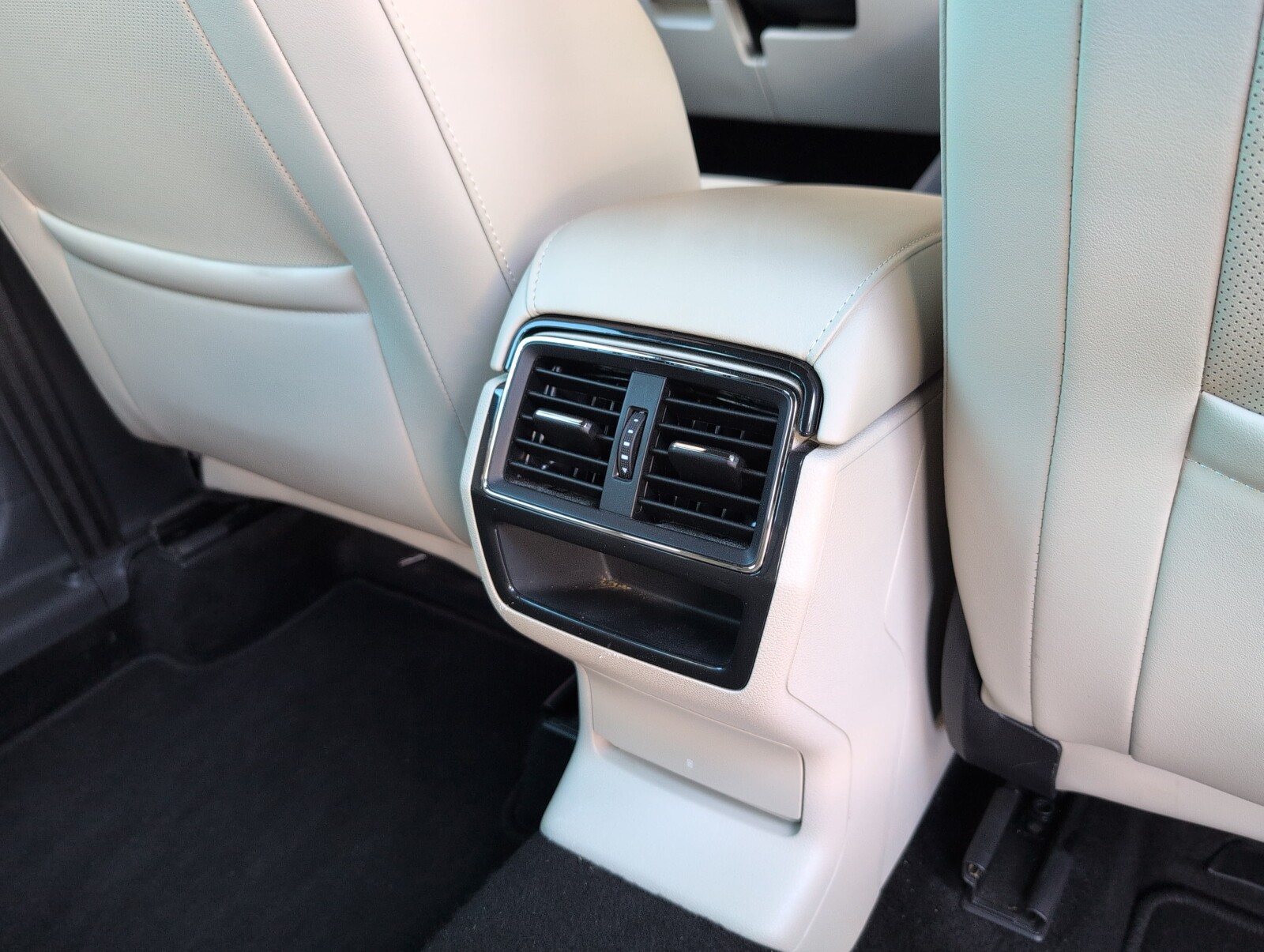 Škoda Kodiaq - zdjęcie 14