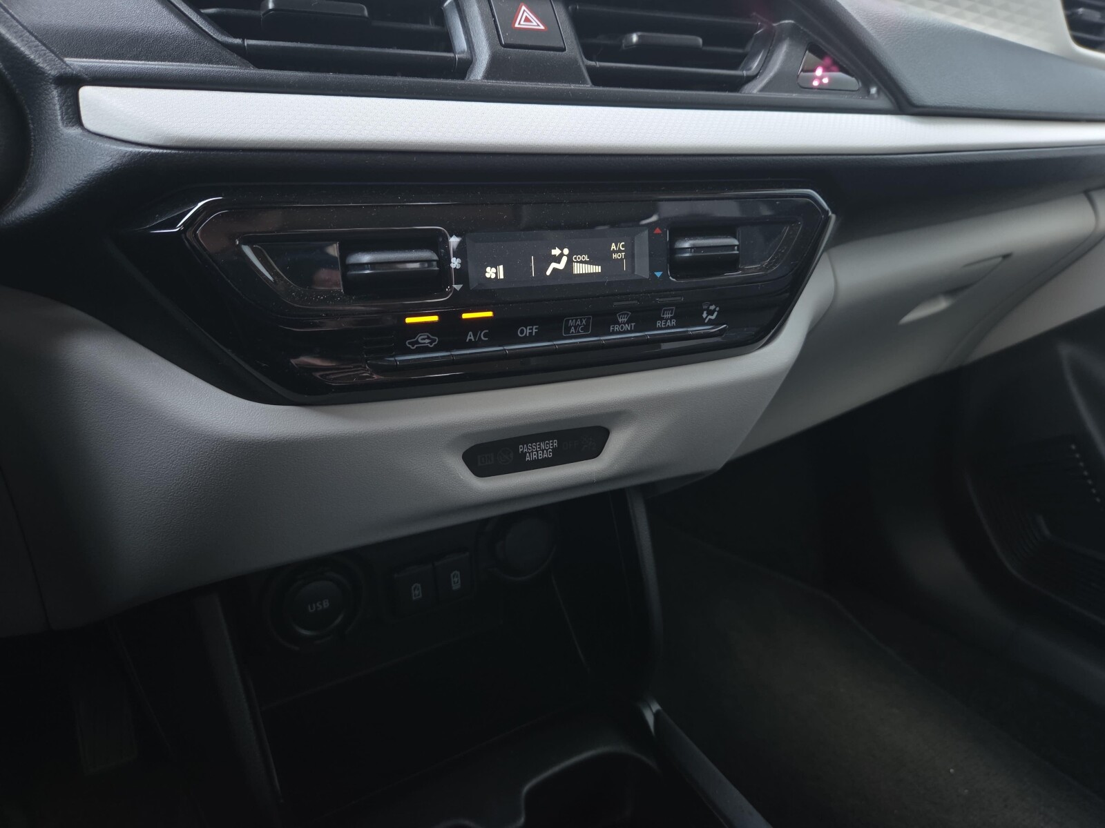 Suzuki Swift - zdjęcie 14