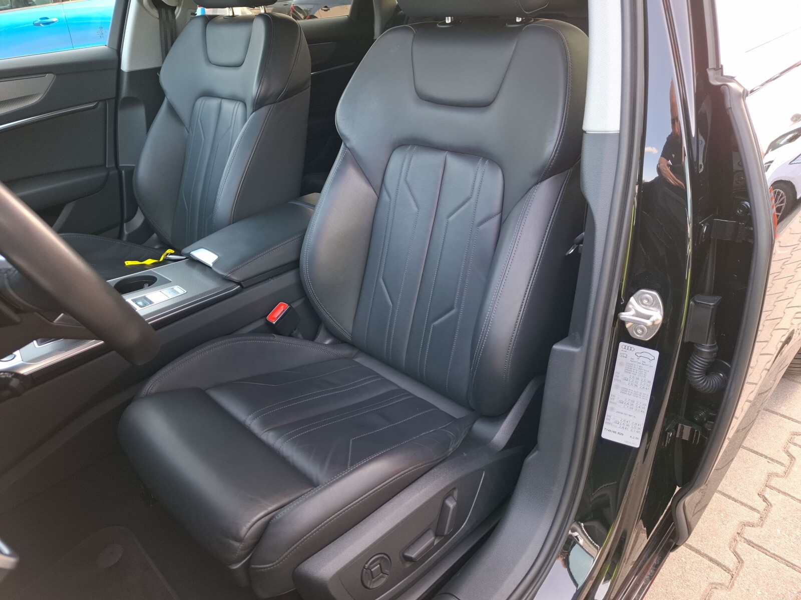 Audi A6 Avant - zdjęcie 17