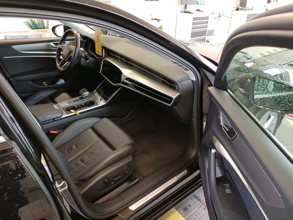 Audi A6 Avant - zdjęcie 6