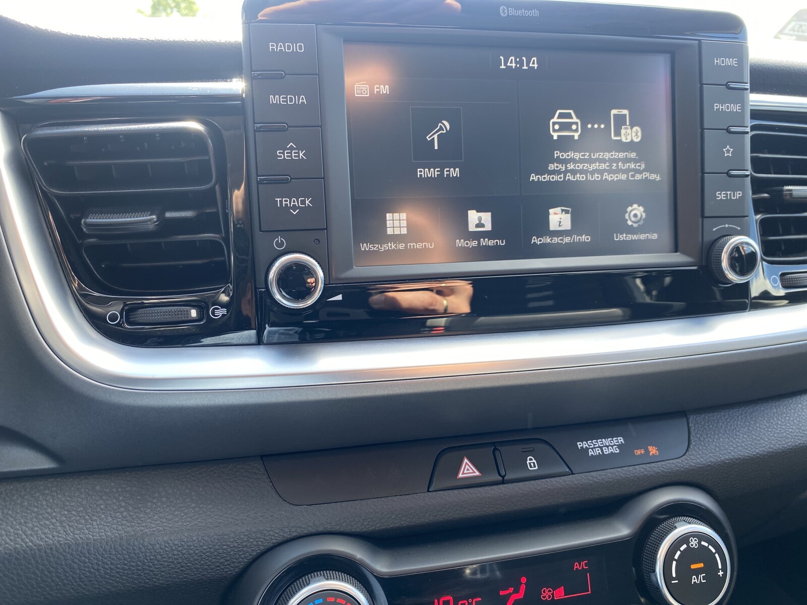 Kia Stonic - zdjęcie 21