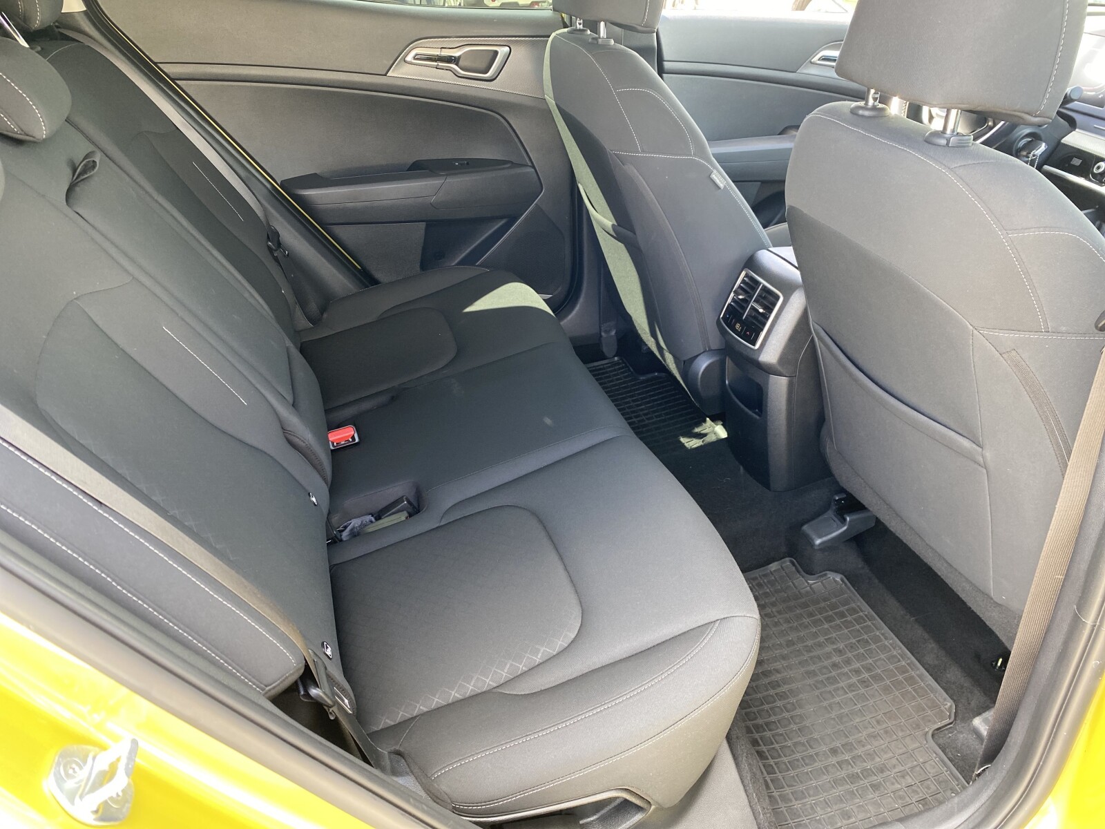 Kia Sportage - zdjęcie 14