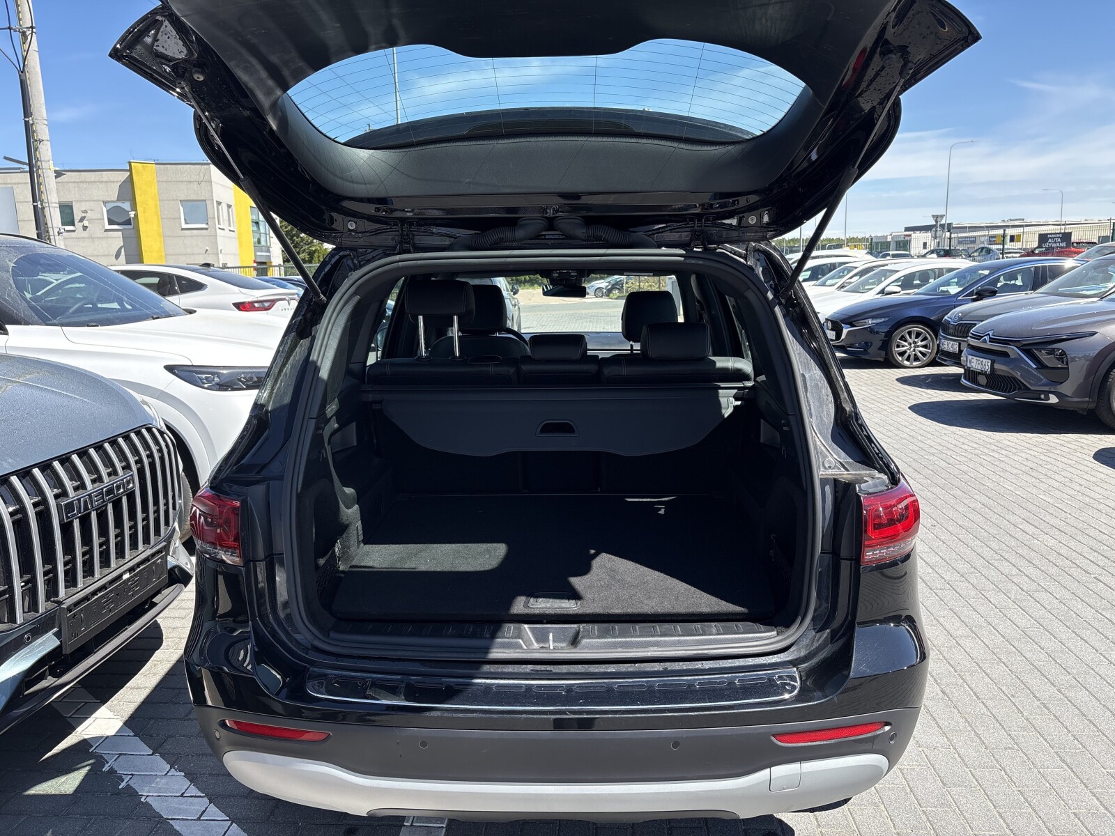 Mercedes-Benz GLB - zdjęcie 26