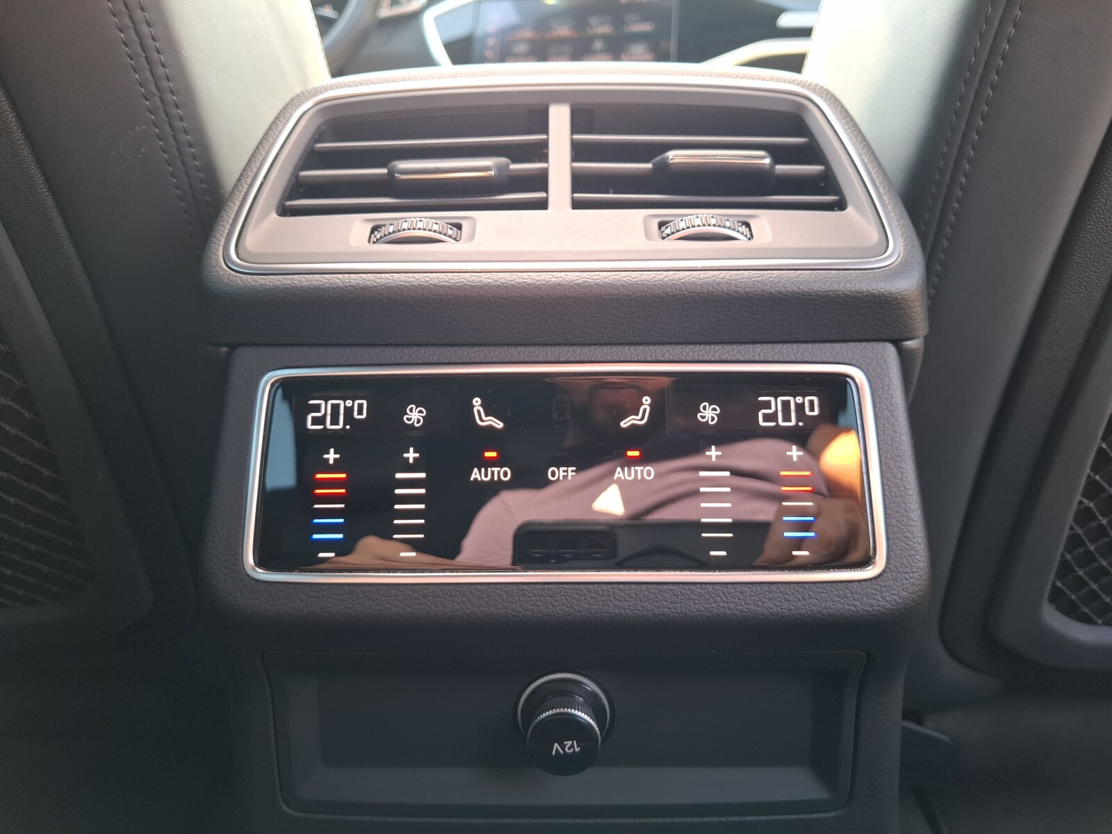 Audi A6 Avant - zdjęcie 26