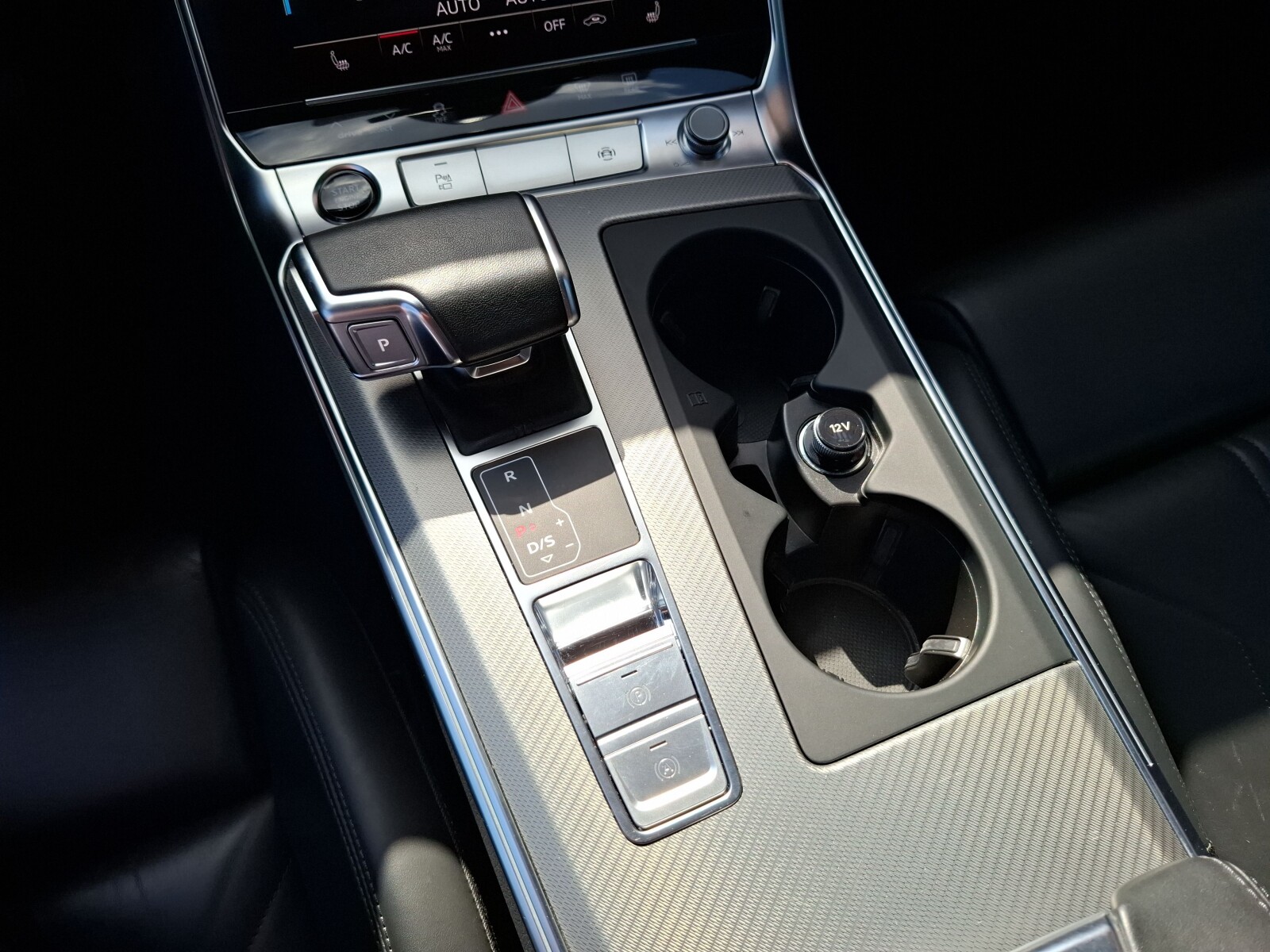 Audi A6 Avant - zdjęcie 25