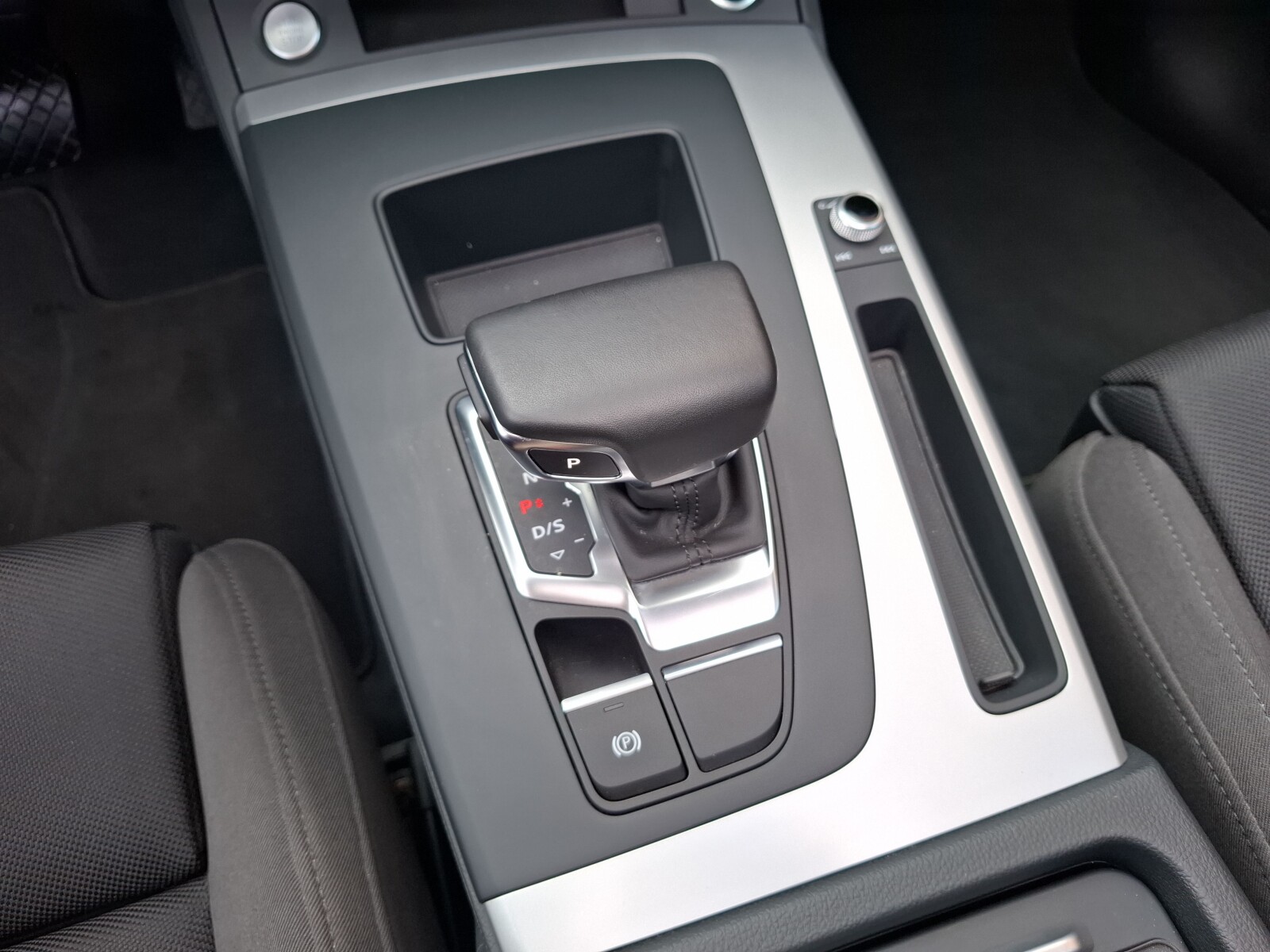 Audi Q5 - zdjęcie 22