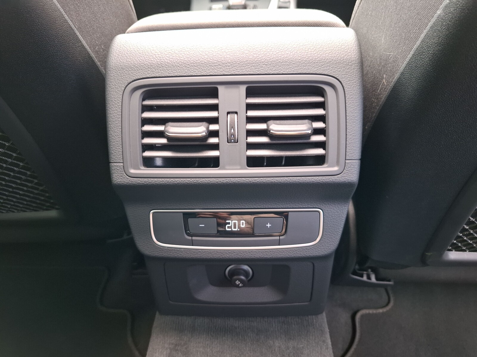 Audi Q5 - zdjęcie 24