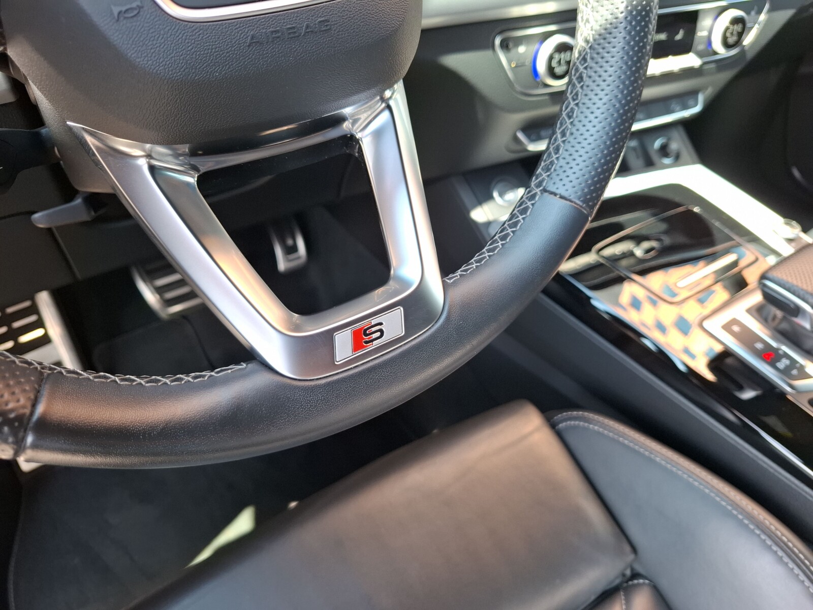 Audi Q5 Sportback - zdjęcie 31