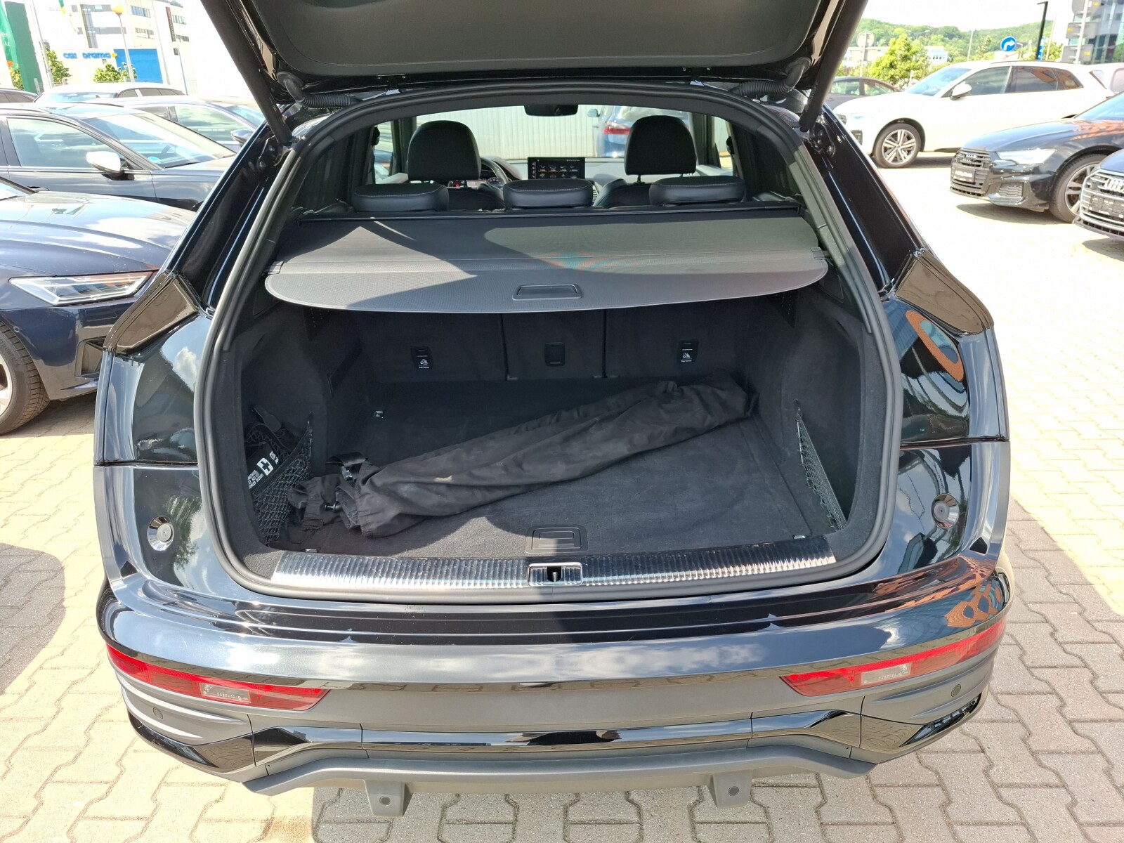 Audi Q5 Sportback - zdjęcie 10