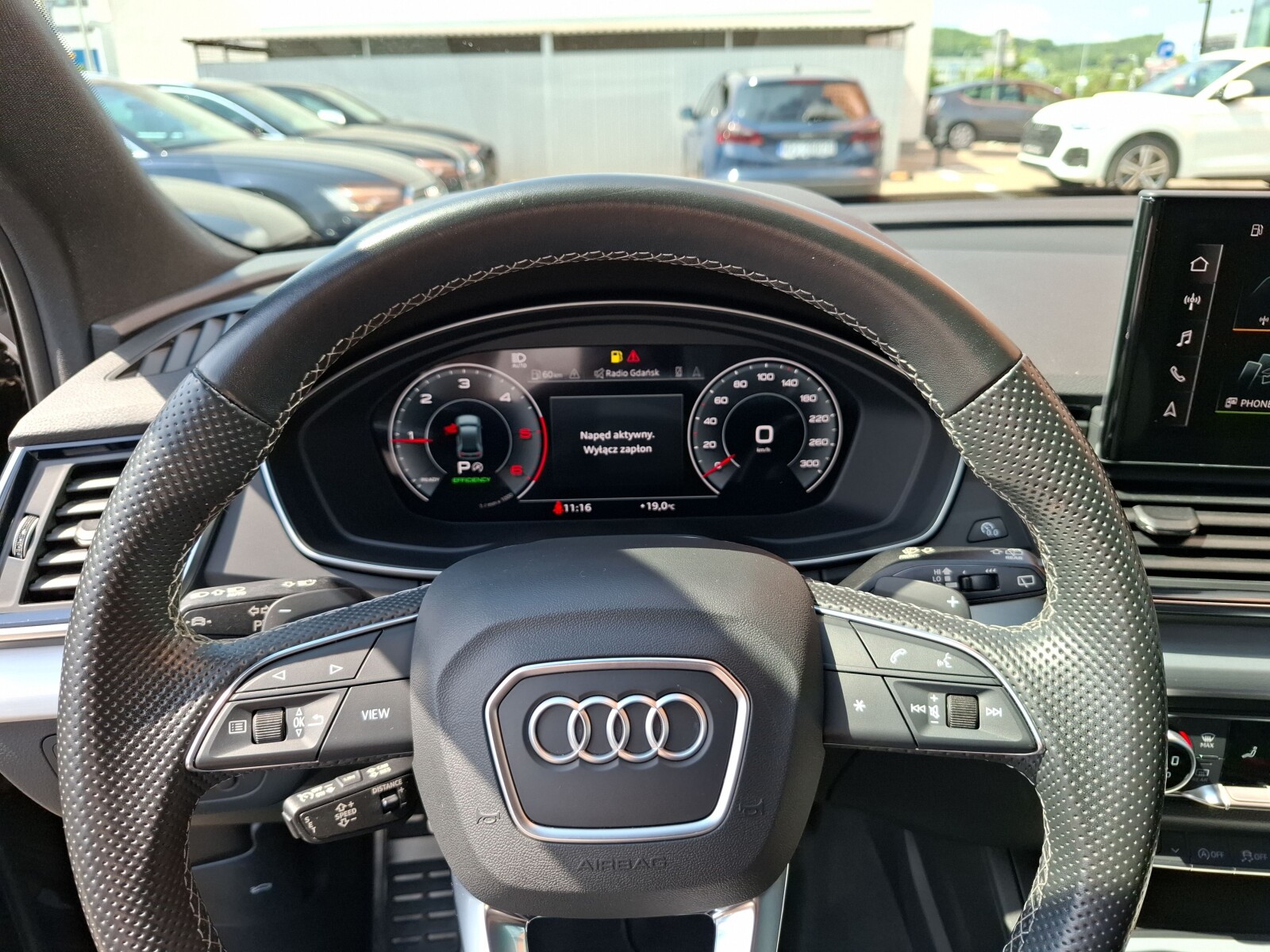 Audi Q5 Sportback - zdjęcie 34