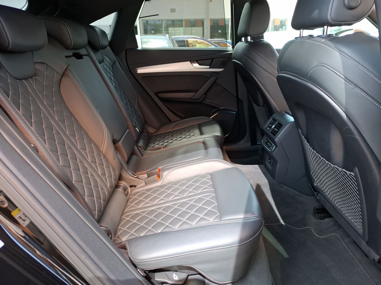 Audi Q5 Sportback - zdjęcie 15