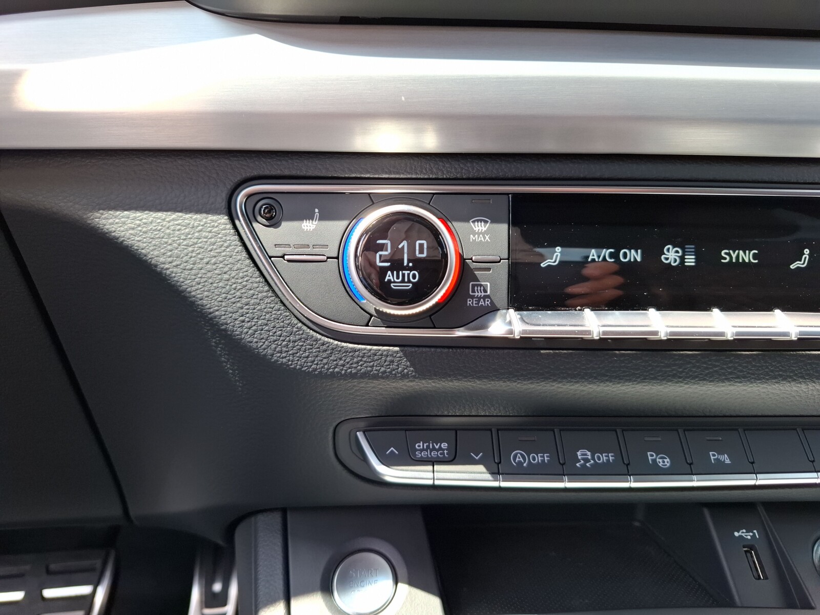 Audi Q5 Sportback - zdjęcie 32