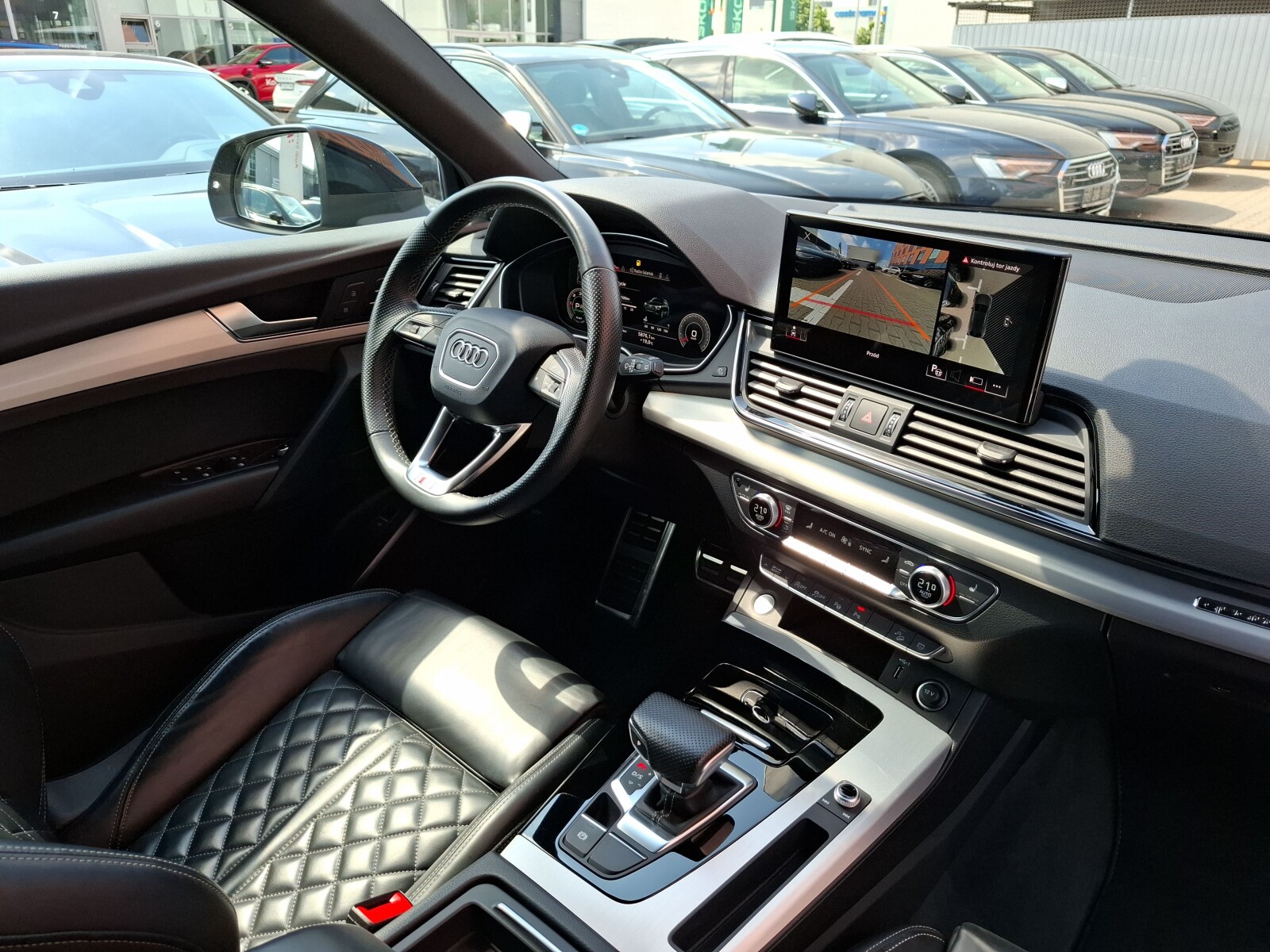 Audi Q5 Sportback - zdjęcie 12