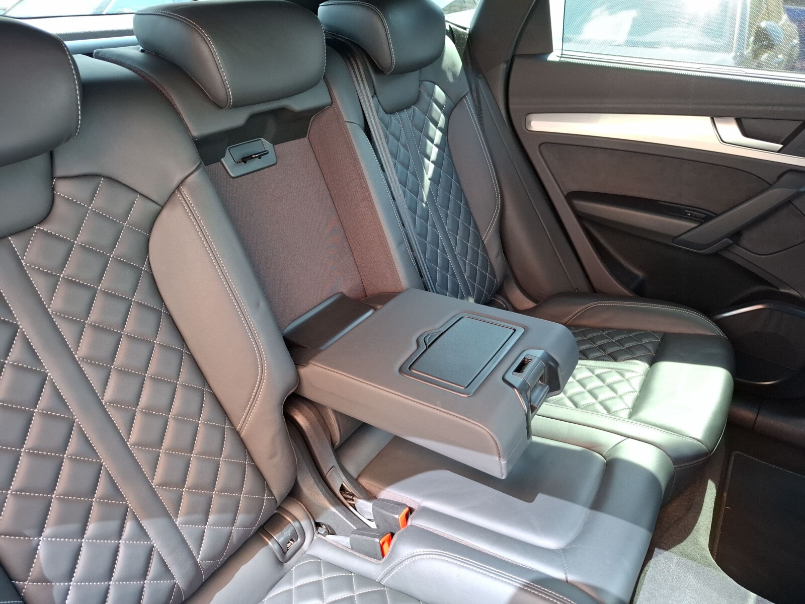 Audi Q5 Sportback - zdjęcie 17