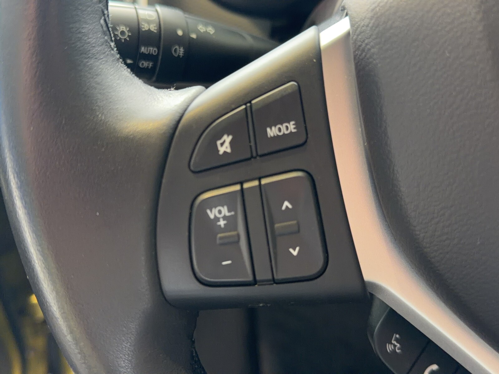 Suzuki SX4 S-Cross - zdjęcie 21