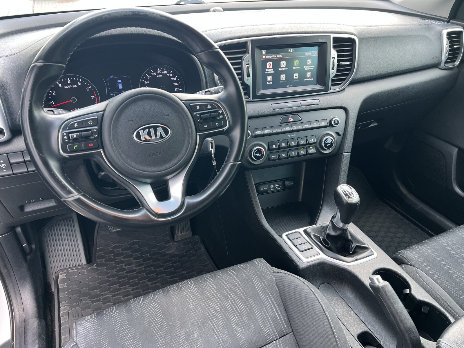 Kia Sportage - zdjęcie 24