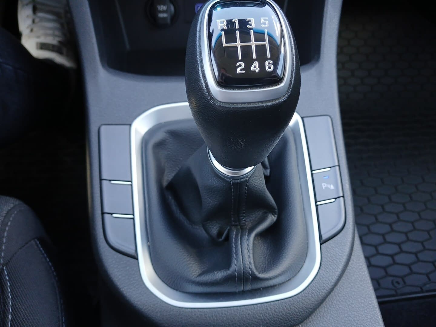 Hyundai i30 - zdjęcie 12