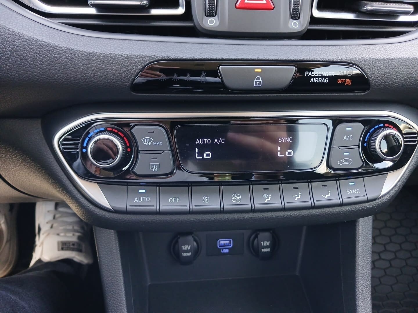 Hyundai i30 - zdjęcie 34
