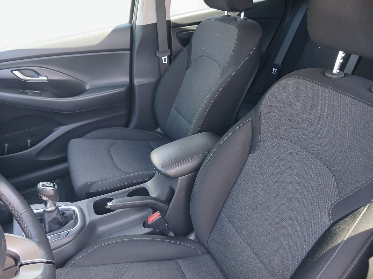 Hyundai i30 - zdjęcie 9