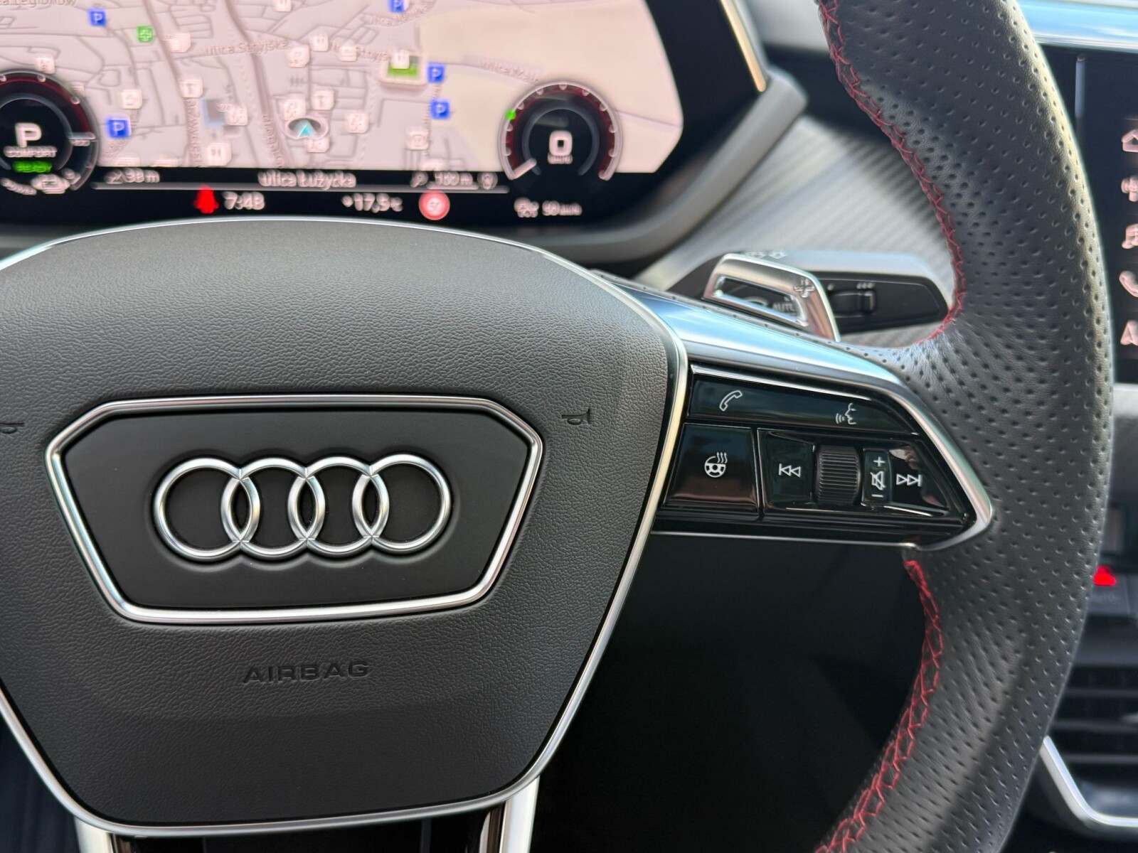 Audi RS e-tron GT - zdjęcie 31