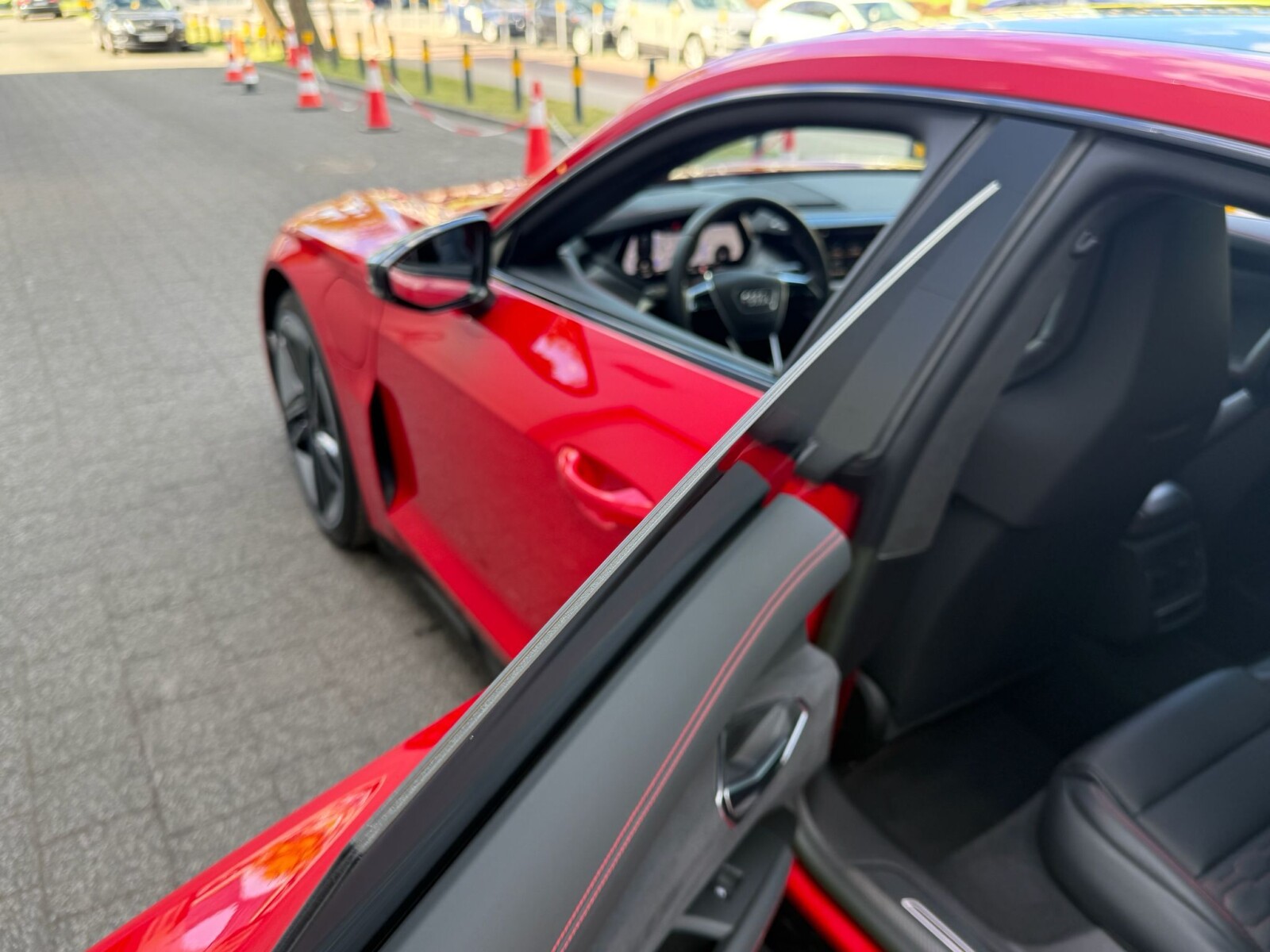 Audi RS e-tron GT - zdjęcie 21