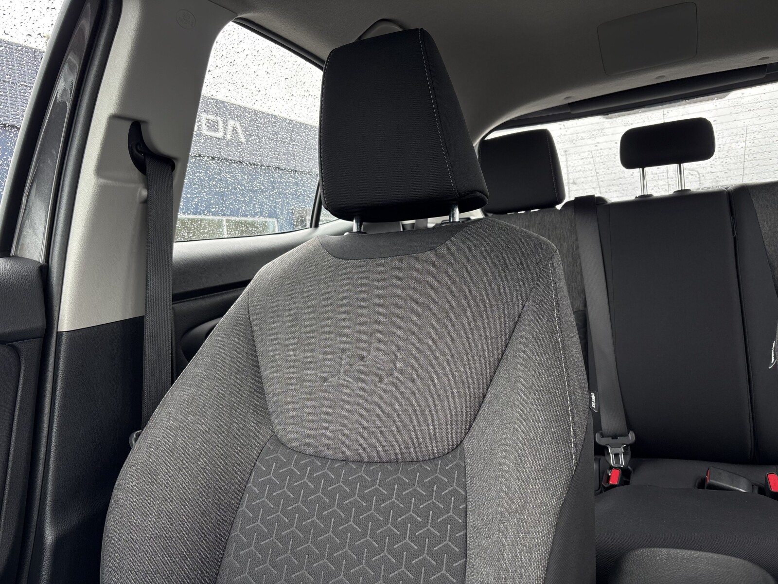 Toyota Yaris Cross - zdjęcie 13