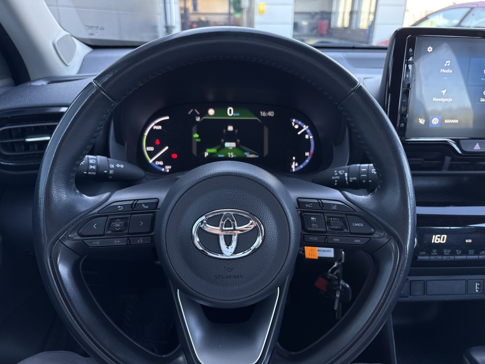 Toyota Yaris Cross - zdjęcie 11
