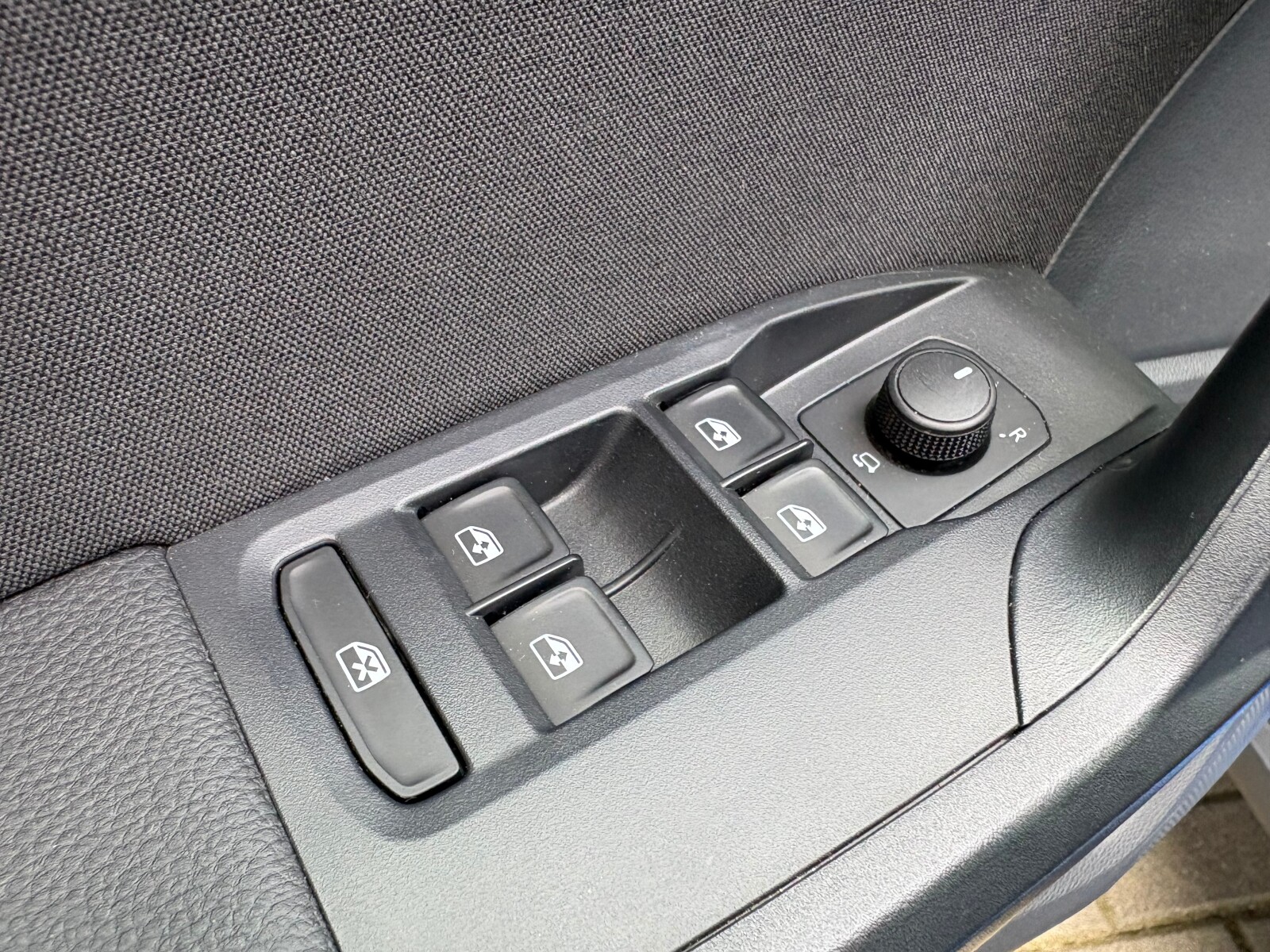 Seat Arona - zdjęcie 18