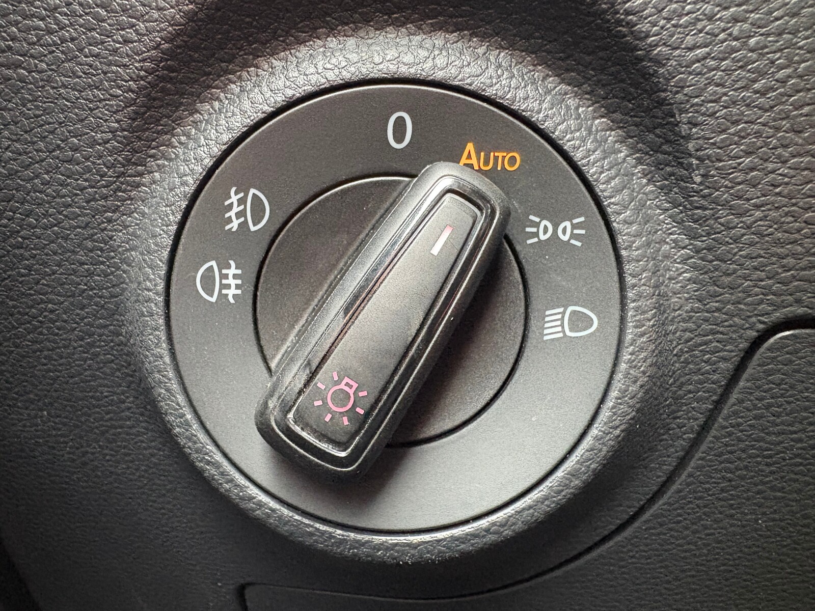 Seat Arona - zdjęcie 23