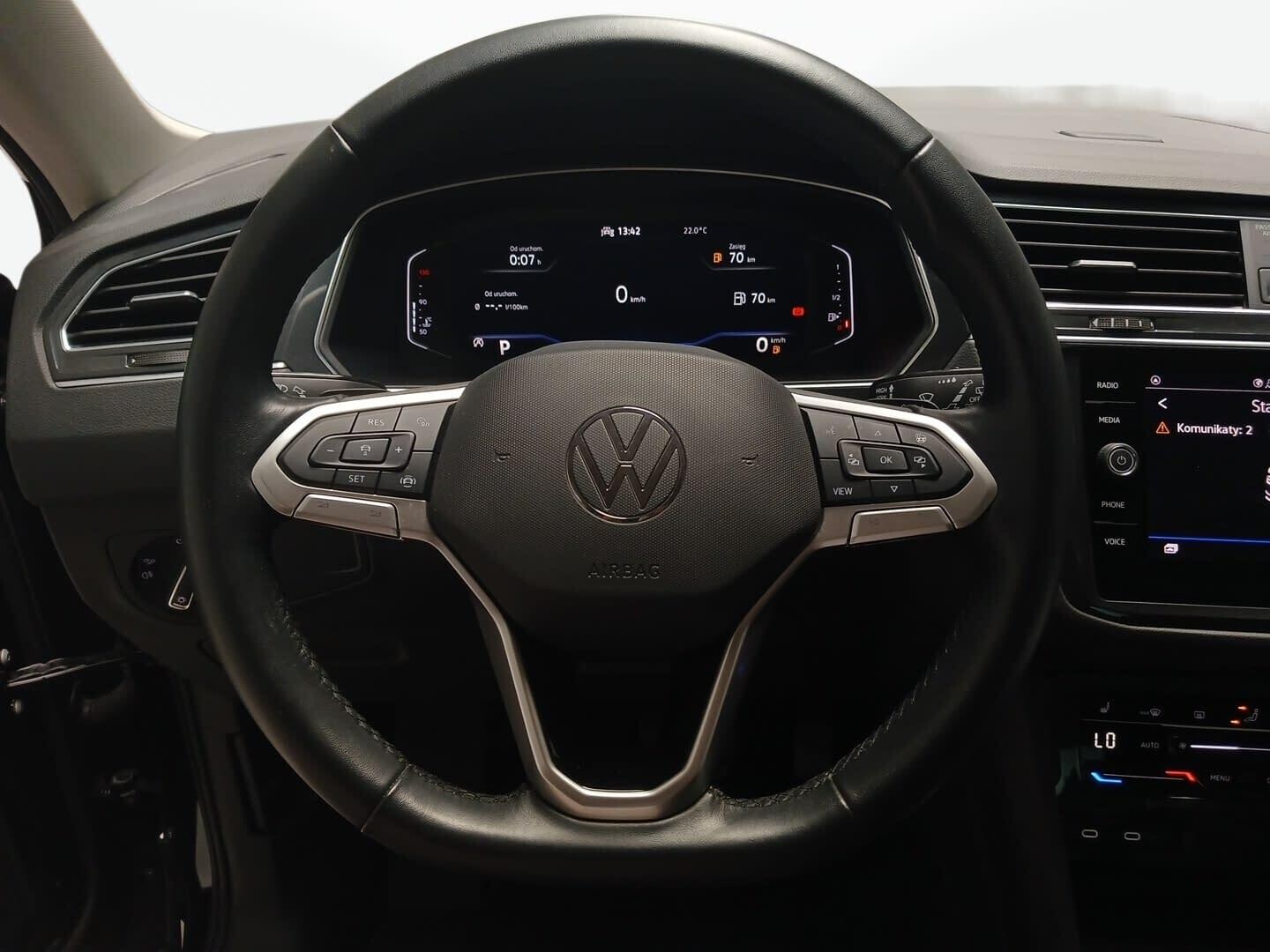 Volkswagen Tiguan - zdjęcie 26