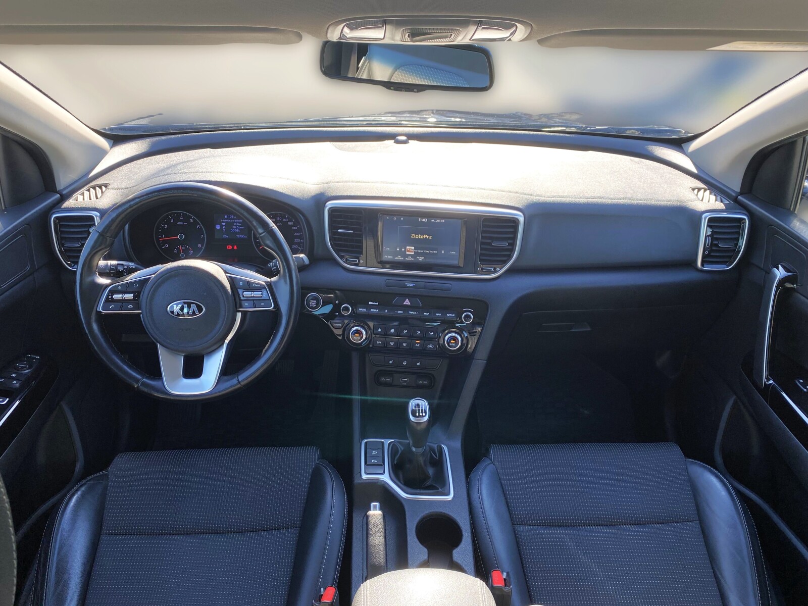 Kia Sportage - zdjęcie 10