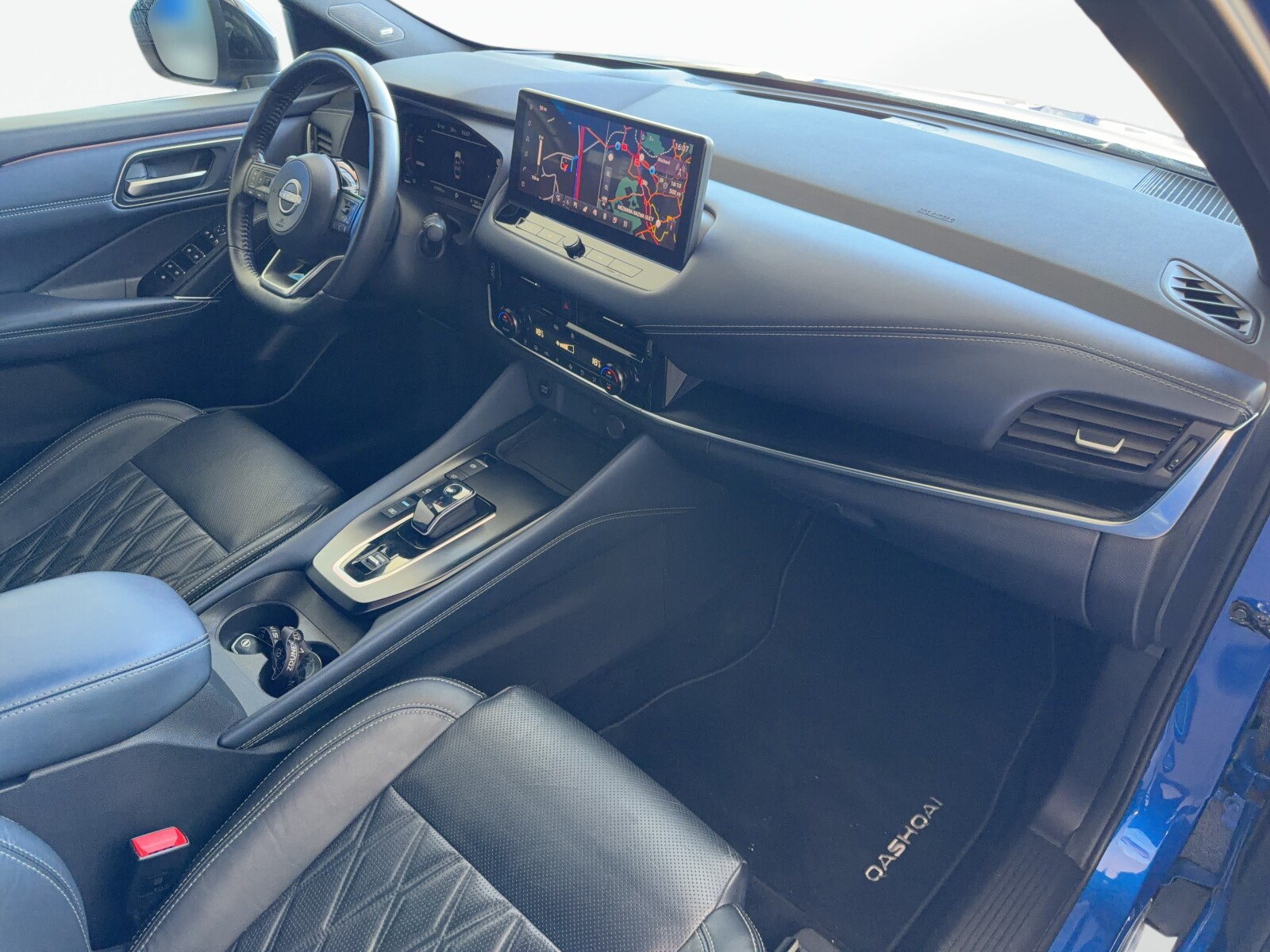 Nissan Qashqai - zdjęcie 18