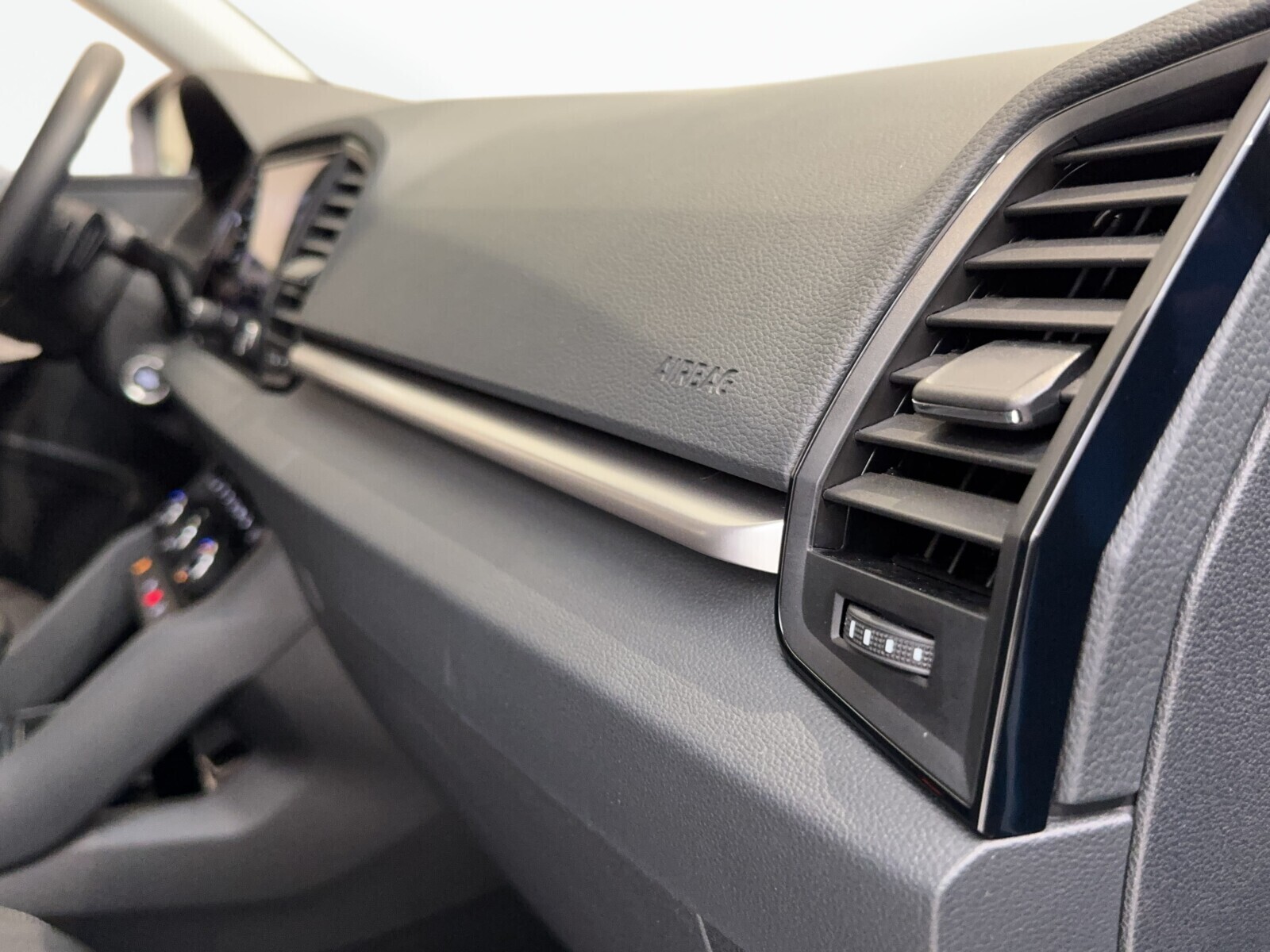 Škoda Karoq - zdjęcie 19