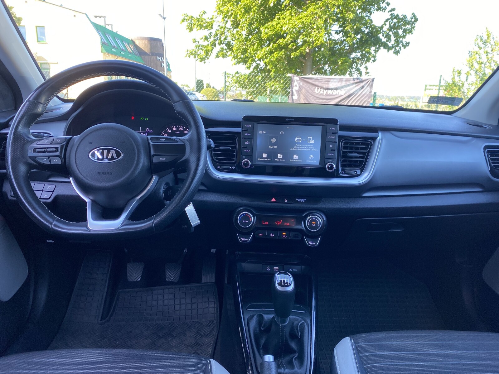 Kia Stonic - zdjęcie 9