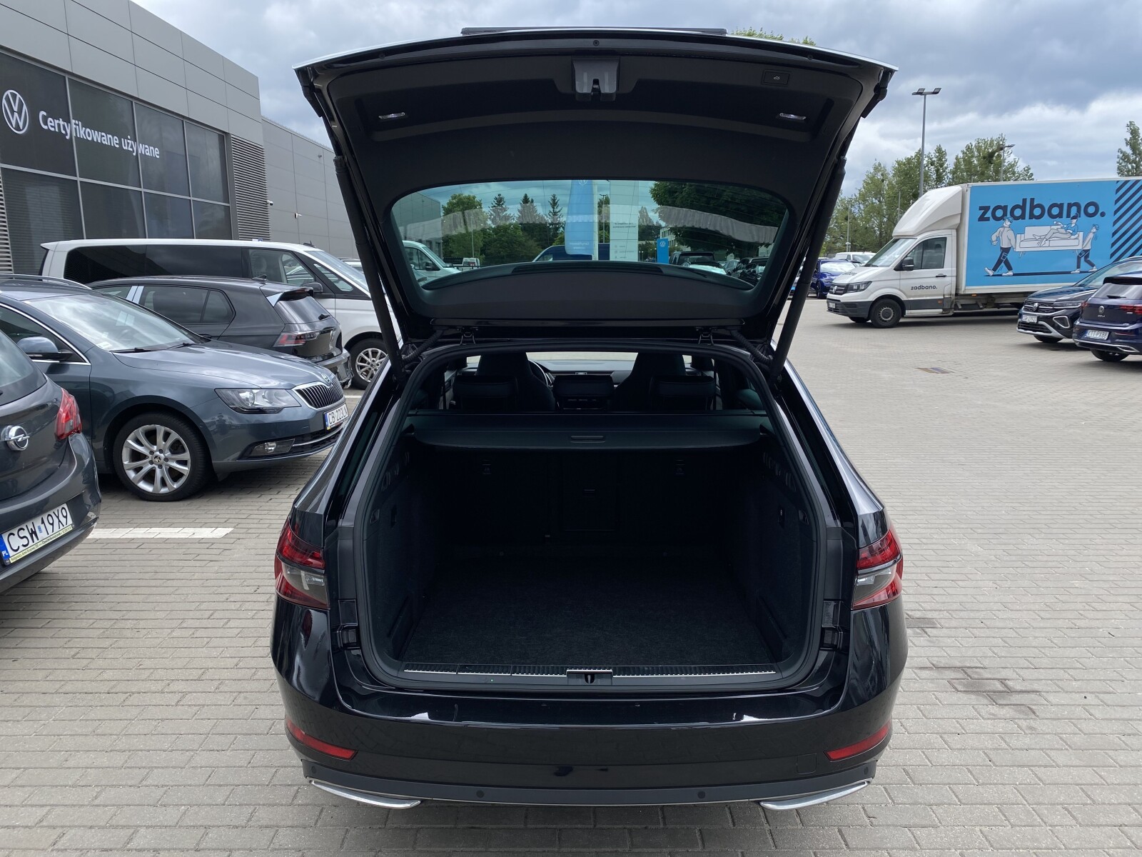 Škoda Superb Combi - zdjęcie 14