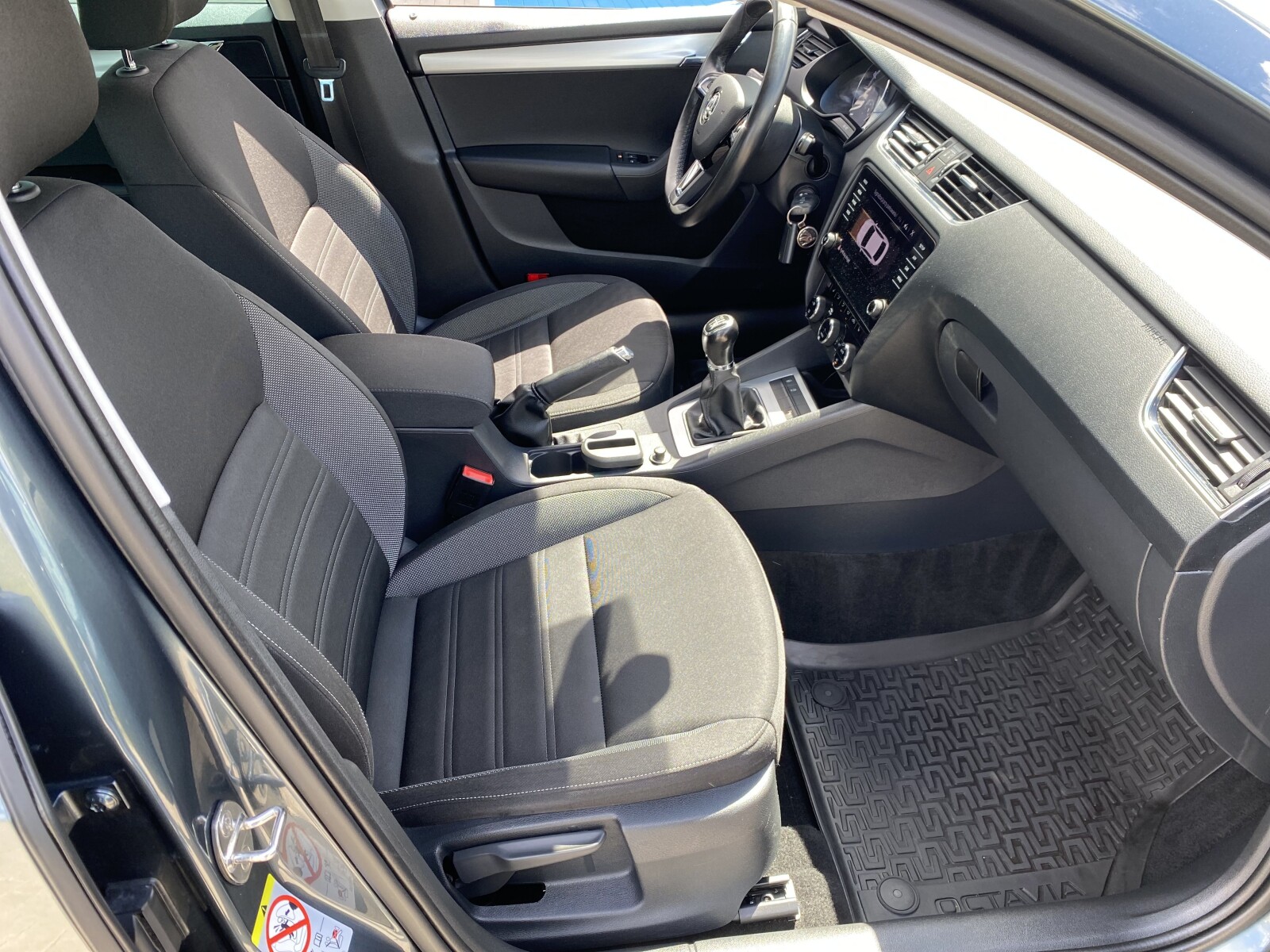 Škoda Octavia - zdjęcie 14