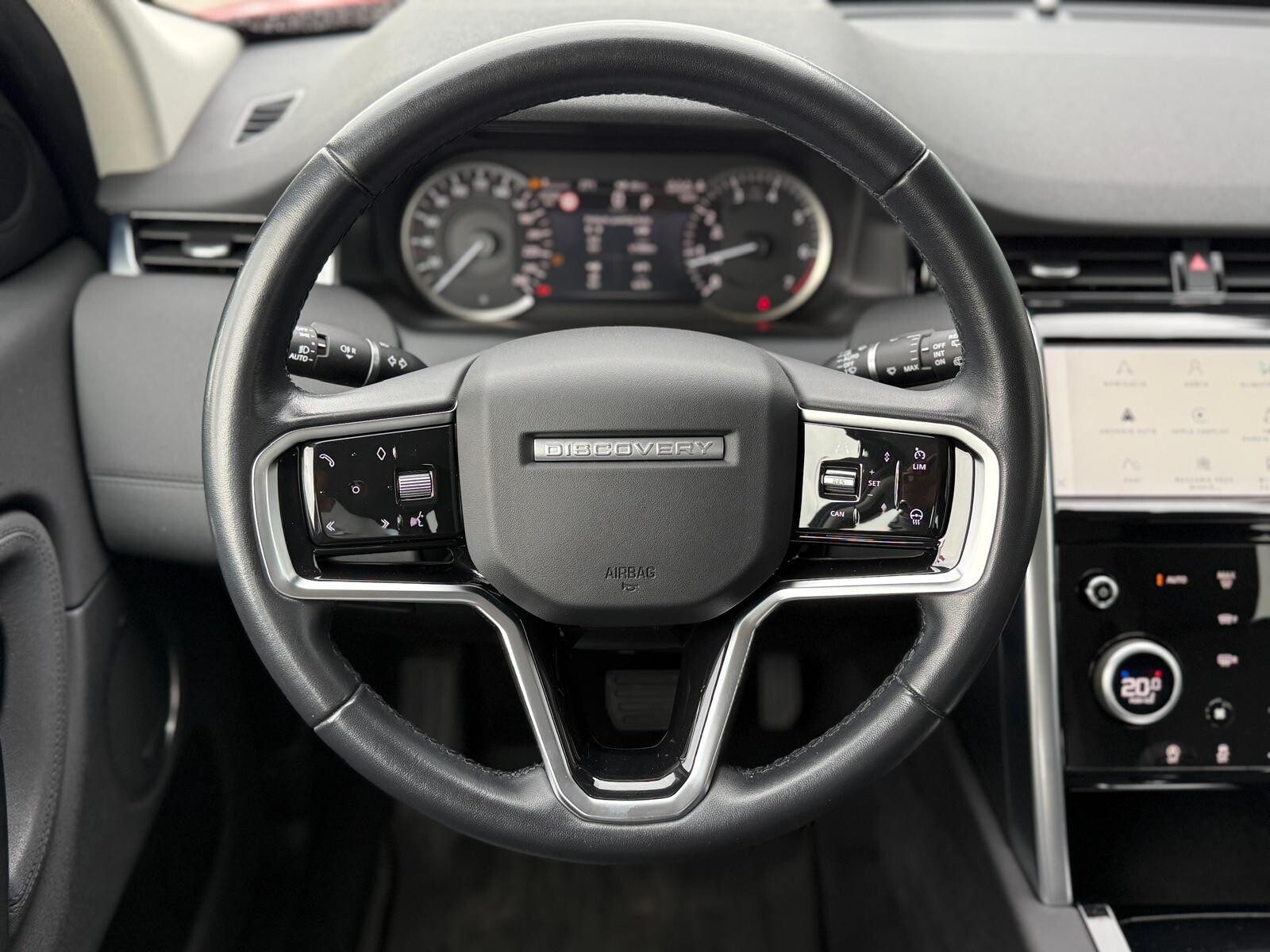 Land Rover Discovery Sport - zdjęcie 11