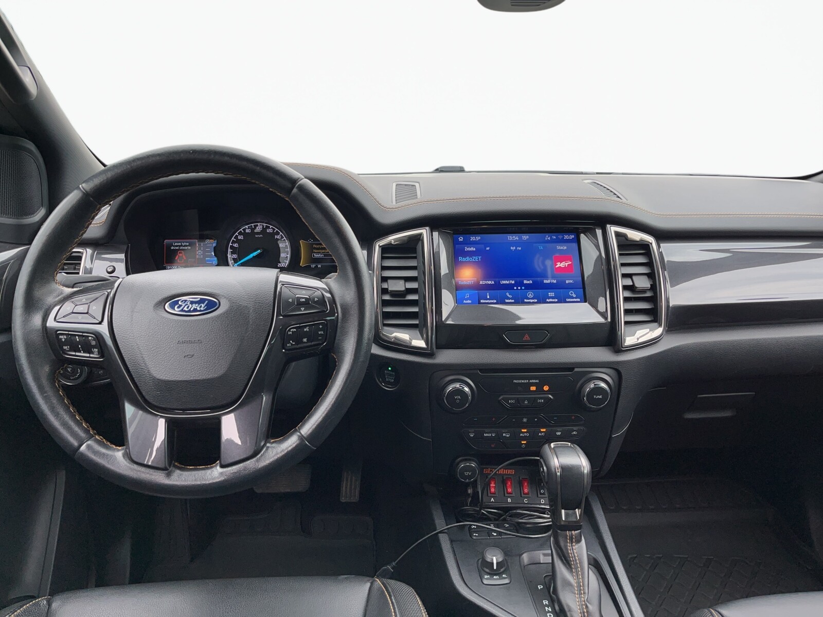 Ford Ranger - zdjęcie 16