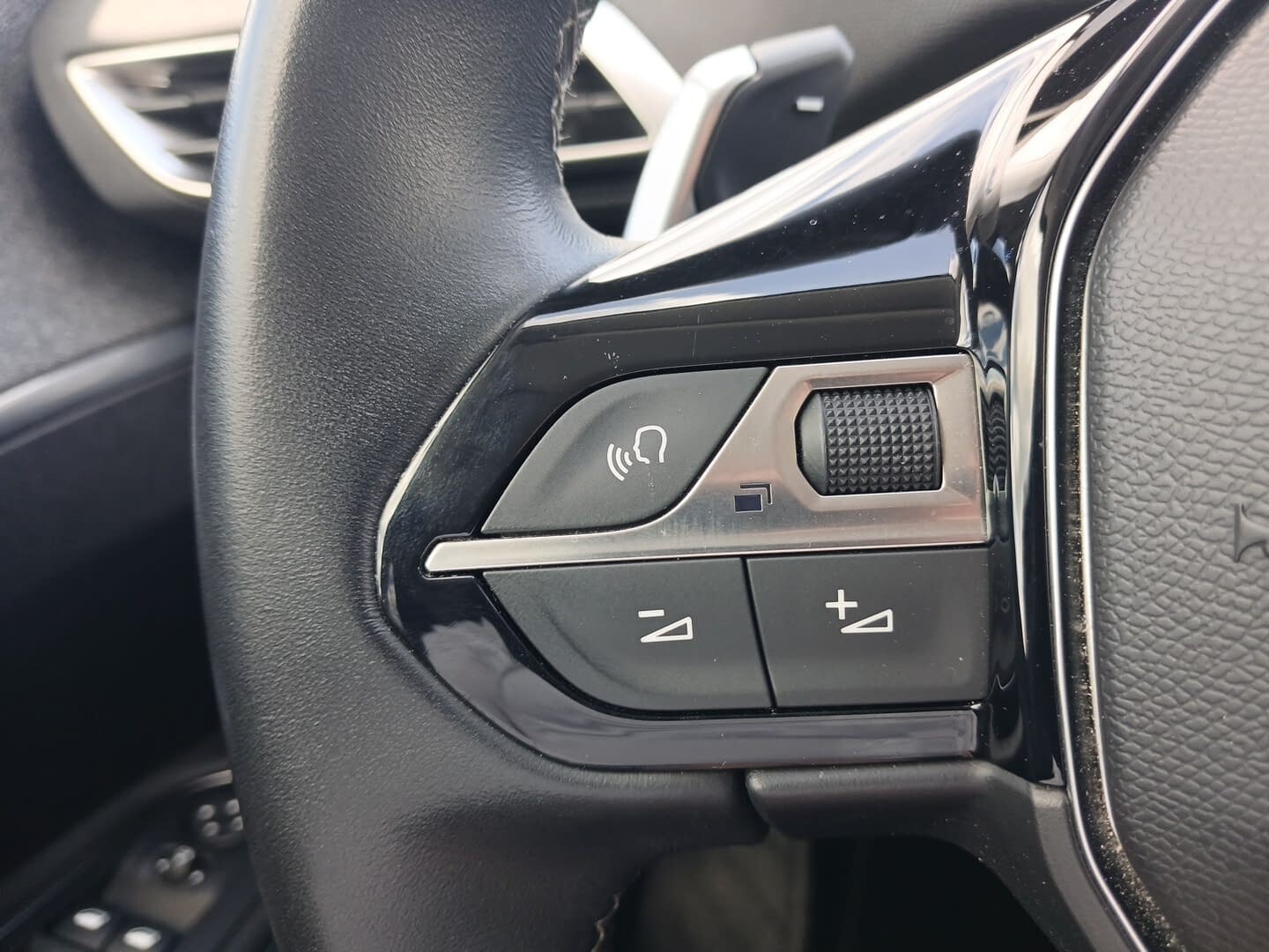 Peugeot 3008 - zdjęcie 18