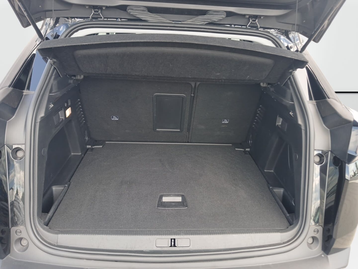 Peugeot 3008 - zdjęcie 24