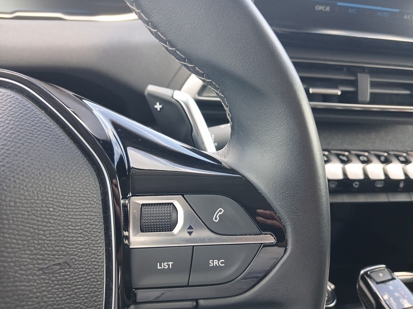 Peugeot 3008 - zdjęcie 17