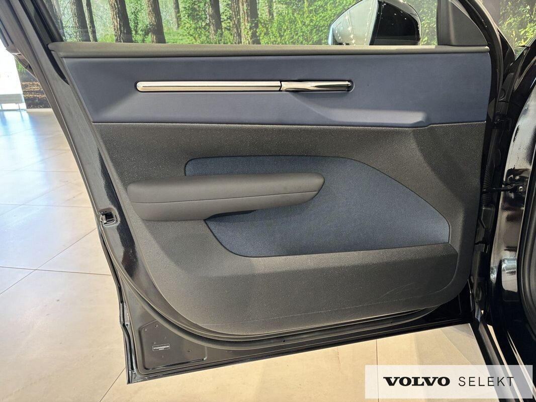 Volvo EX30 - zdjęcie 12