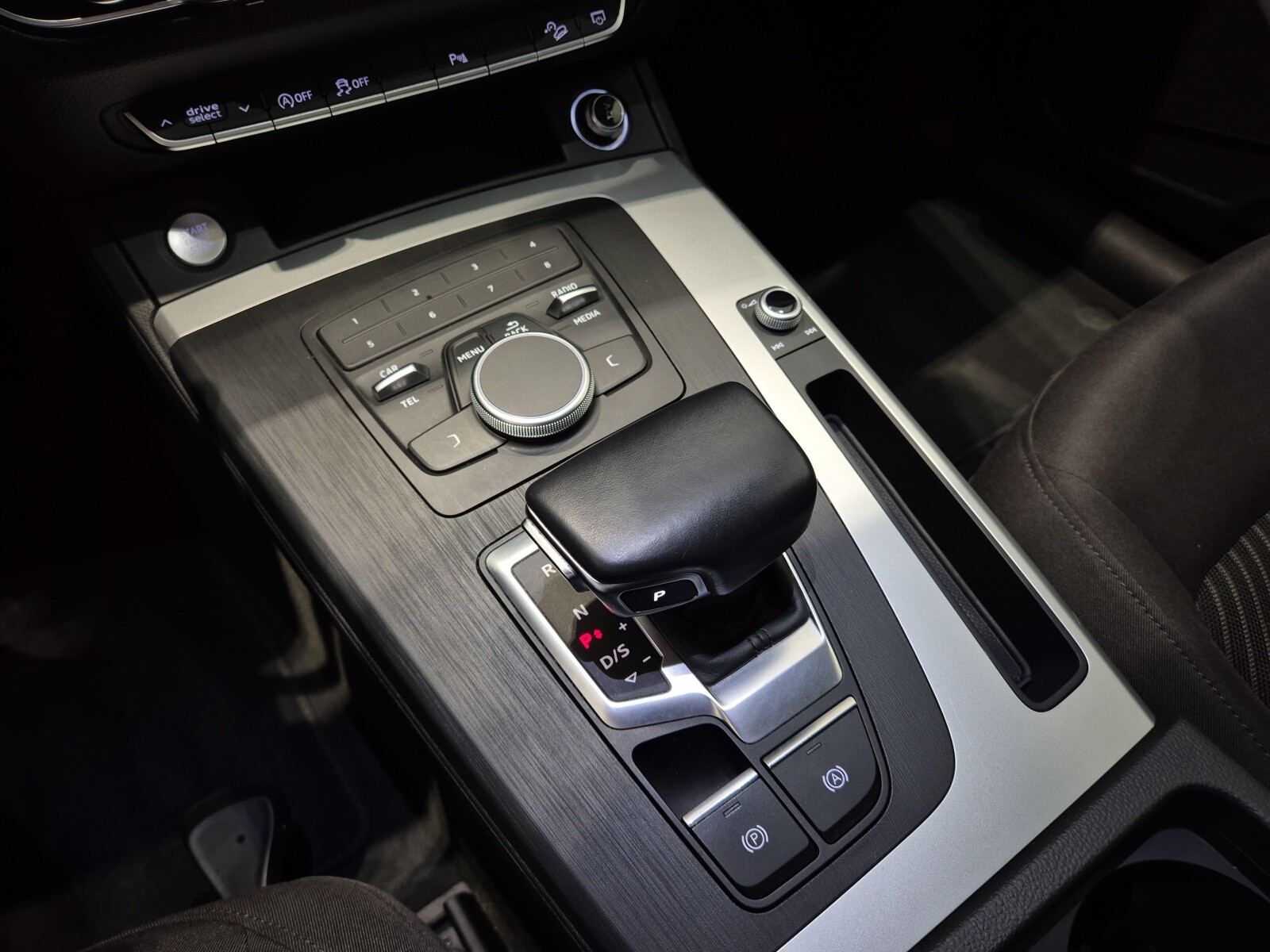 Audi Q5 - zdjęcie 12
