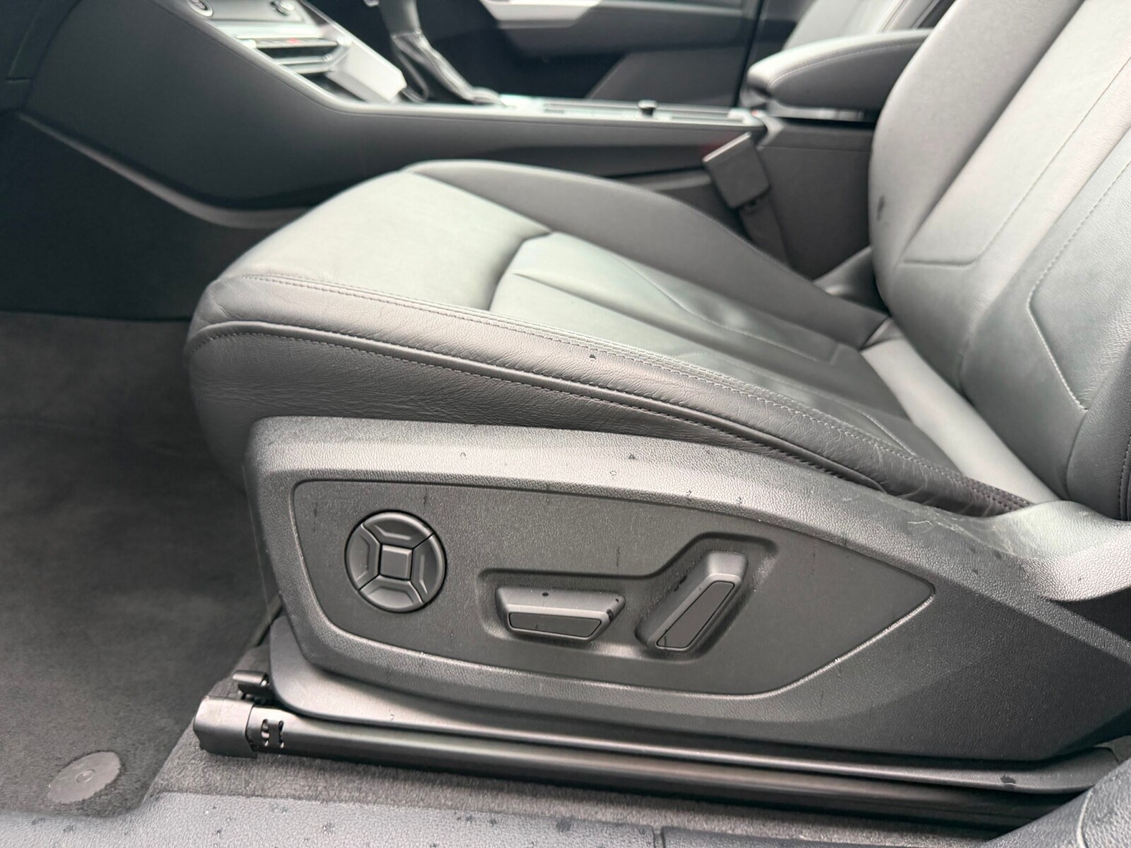 Audi Q3 - zdjęcie 16