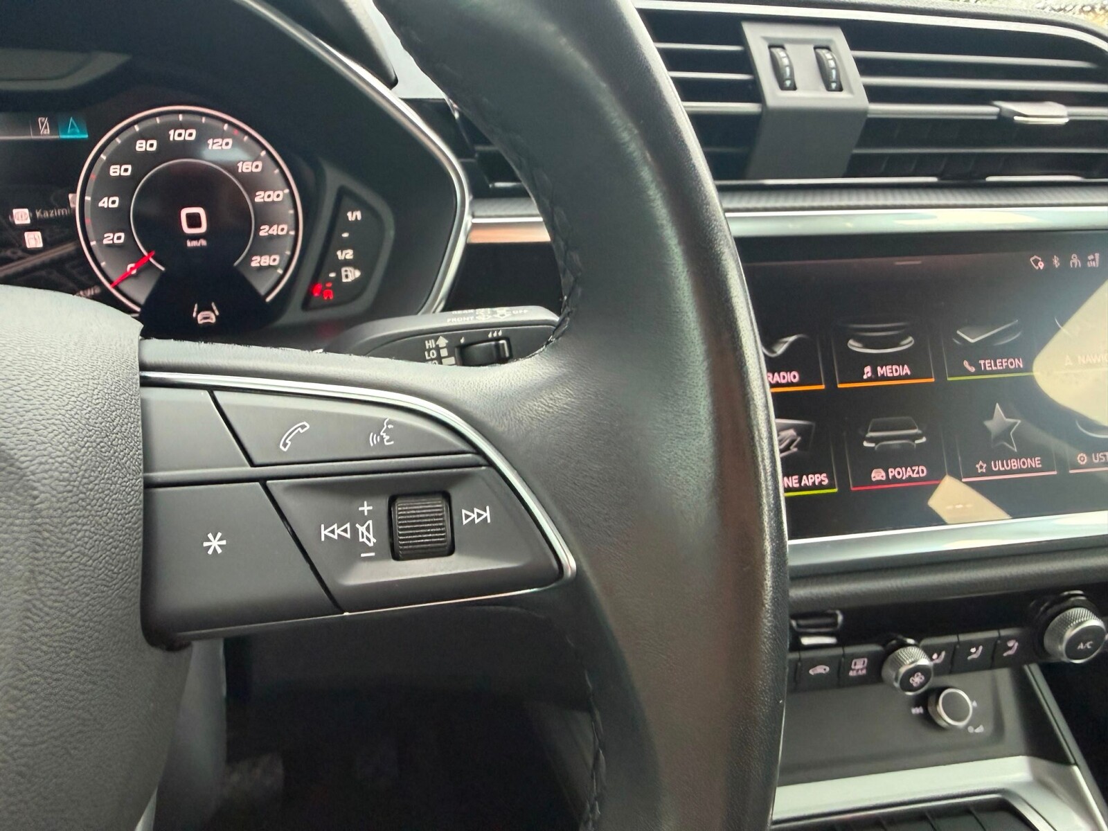 Audi Q3 - zdjęcie 24