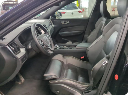 2.0 B4 D PLUS DARK AWD 197 KM Automat FV Vat 23%