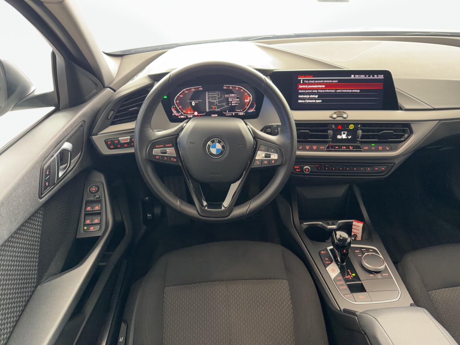 BMW 118 - zdjęcie 19