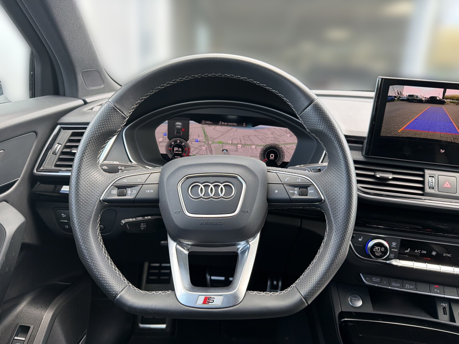 Audi Q5 - zdjęcie 17