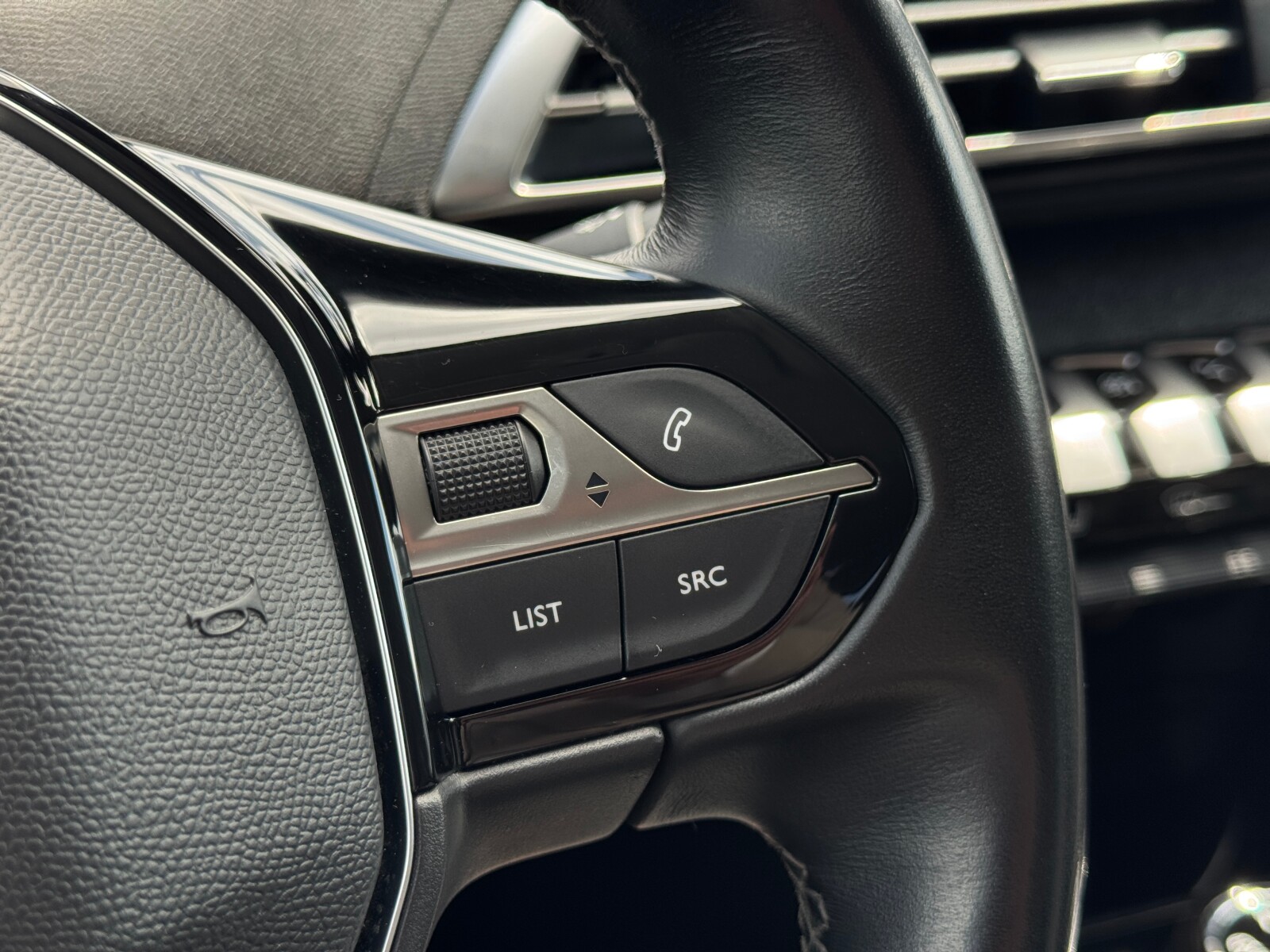 Peugeot 3008 - zdjęcie 23