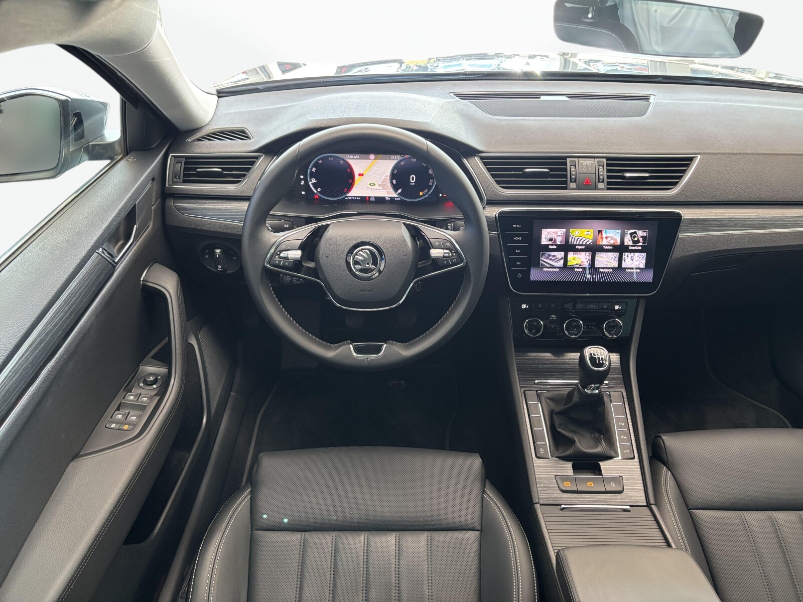 Škoda Superb Combi - zdjęcie 12